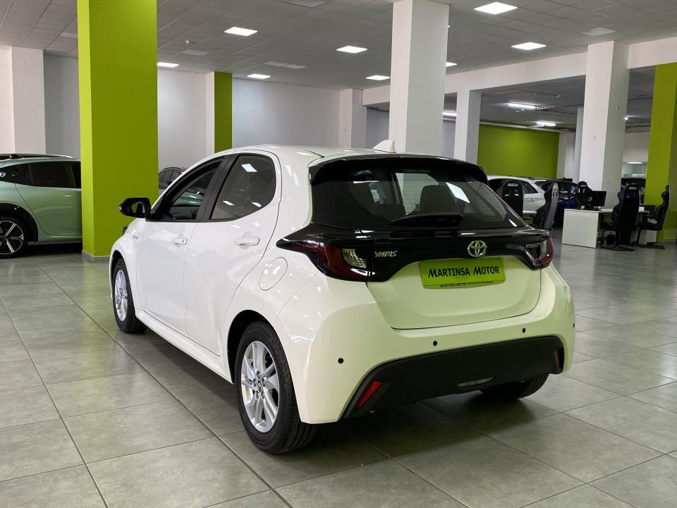 Toyota Yaris Business Plus 1.5 120H HEV