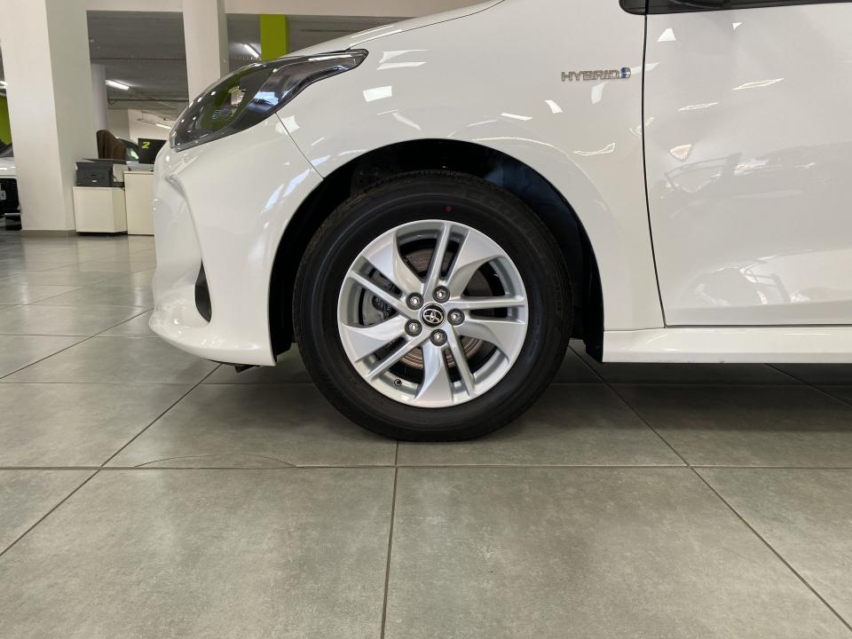 Toyota Yaris Business Plus 1.5 120H HEV