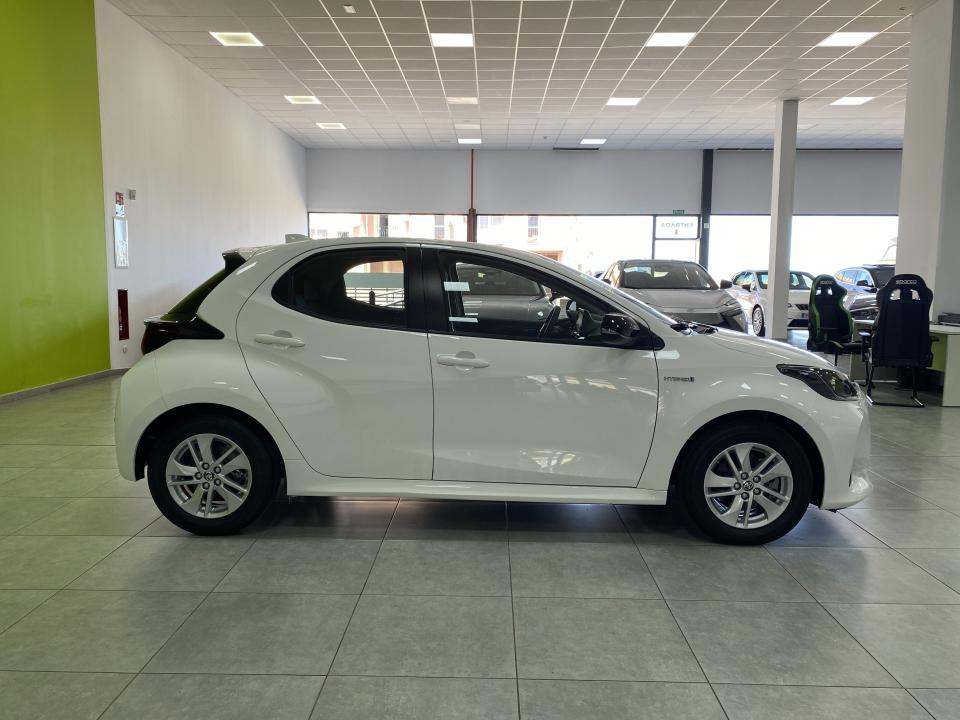 Toyota Yaris Business Plus 1.5 120H HEV