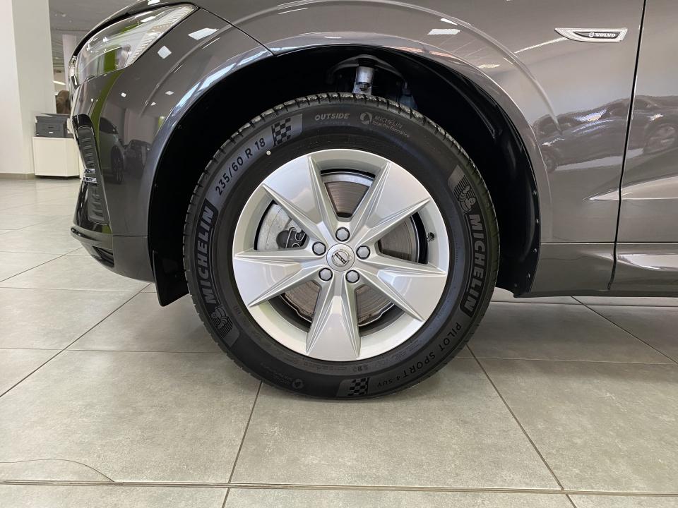 Volvo XC60 Core B4 2.0D 197CV Auto MHEV