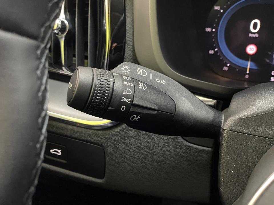 Volvo XC60 Core B4 2.0D 197CV Auto MHEV