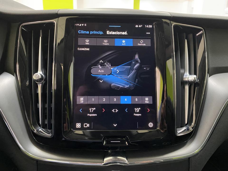 Volvo XC60 Core B4 2.0D 197CV Auto MHEV