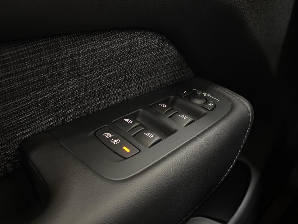 Volvo XC60 Core B4 2.0D 197CV Auto MHEV