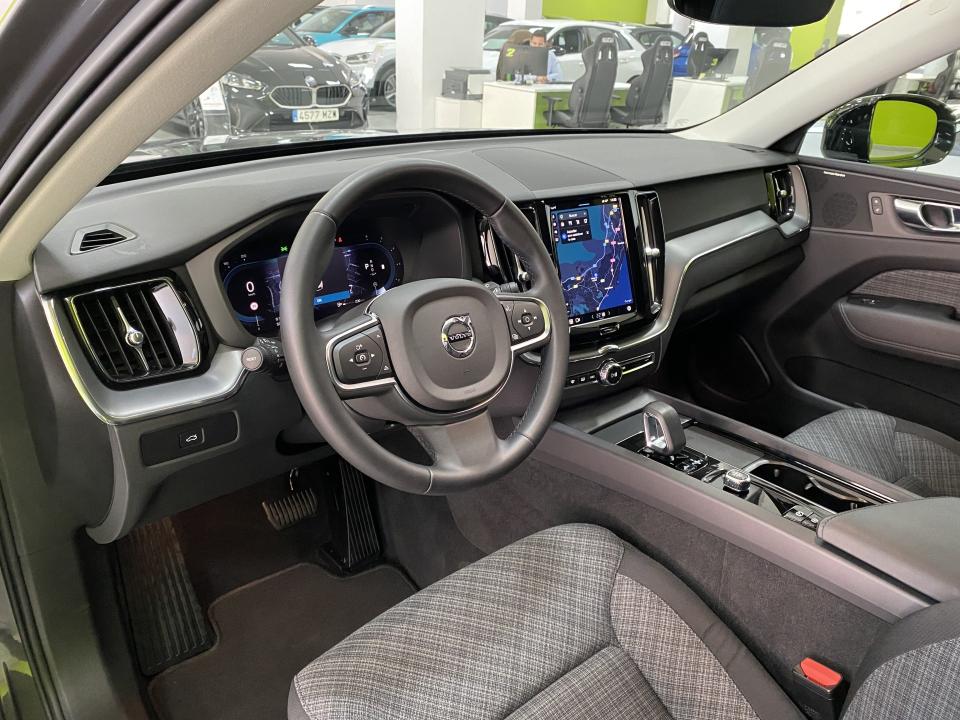 Volvo XC60 Core B4 2.0D 197CV Auto MHEV