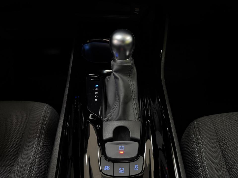 Toyota C-HR Advance 1.8 125H e-CVT HEV