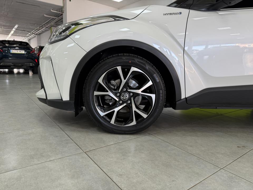 Toyota C-HR Advance 1.8 125H e-CVT HEV