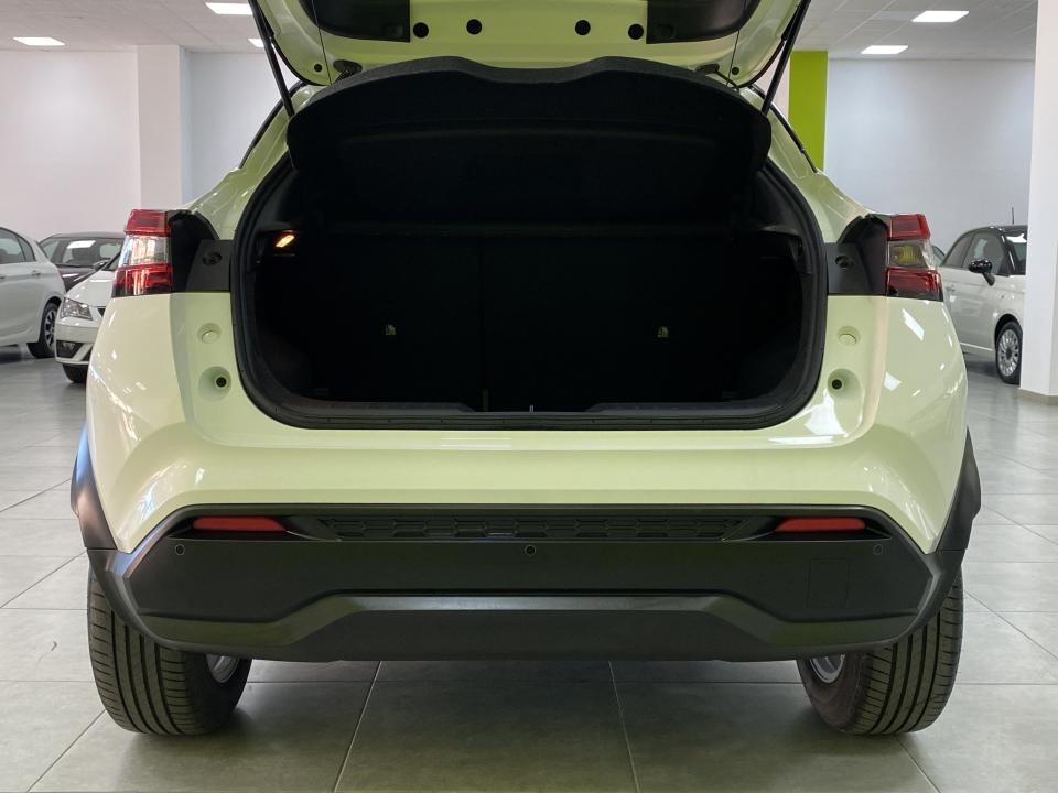 Nissan JUKE N-Connecta 1.0 DIG-T 114CV