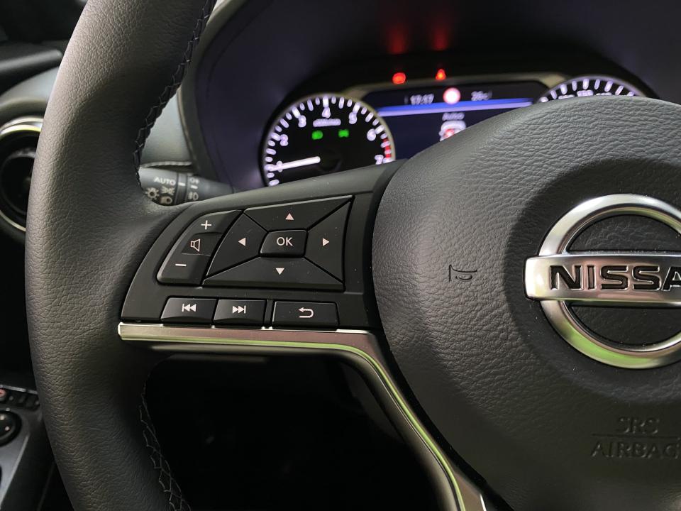 Nissan JUKE N-Connecta 1.0 DIG-T 114CV