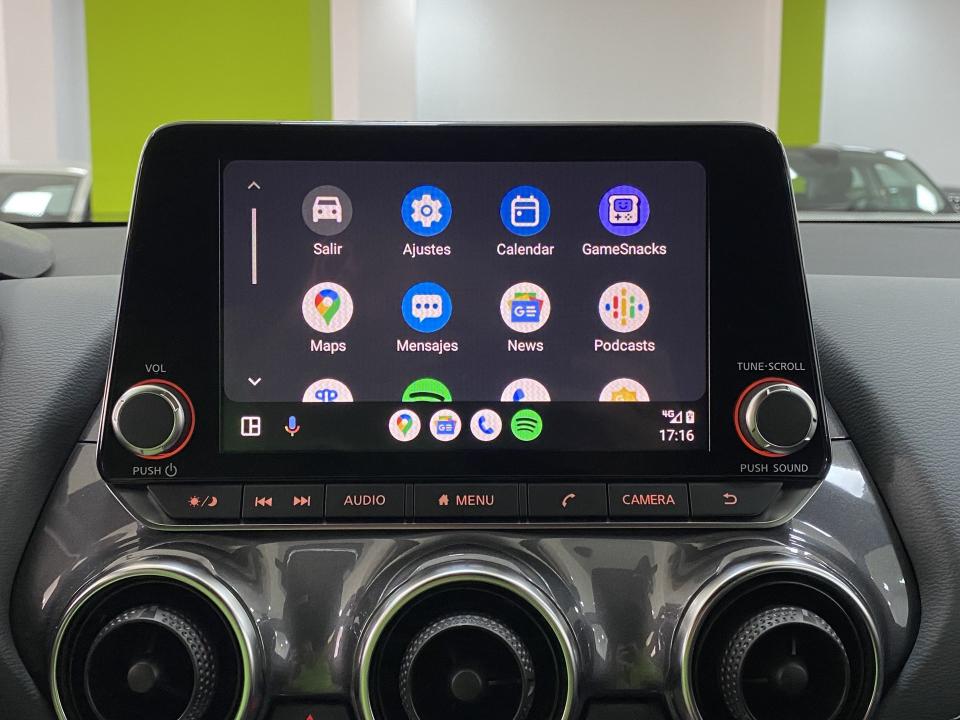 Nissan JUKE N-Connecta 1.0 DIG-T 114CV