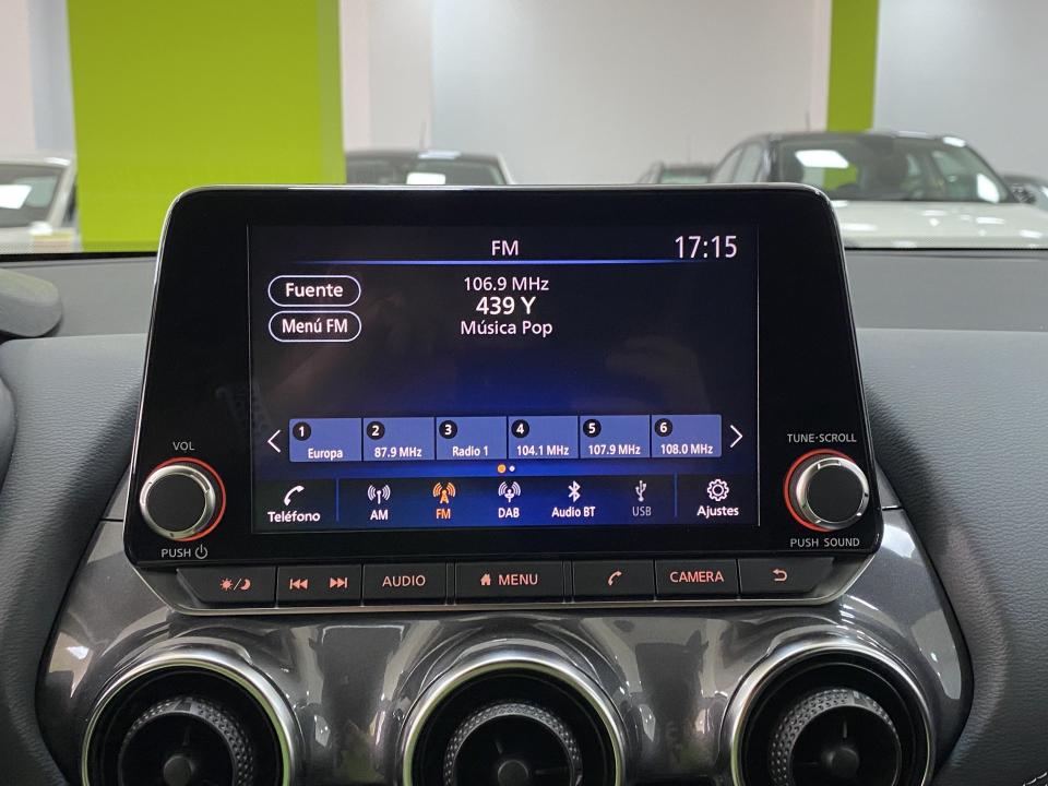 Nissan JUKE N-Connecta 1.0 DIG-T 114CV