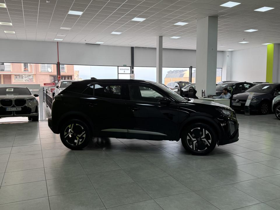 Peugeot 2008 Allure Hybrid 1.2 145CV eDCS6 MHEV