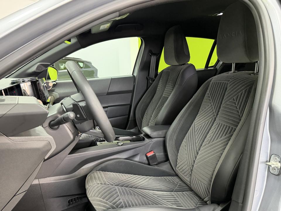 Lancia Ypsilon LX Ibrida 1.2 100CV Auto MHEV