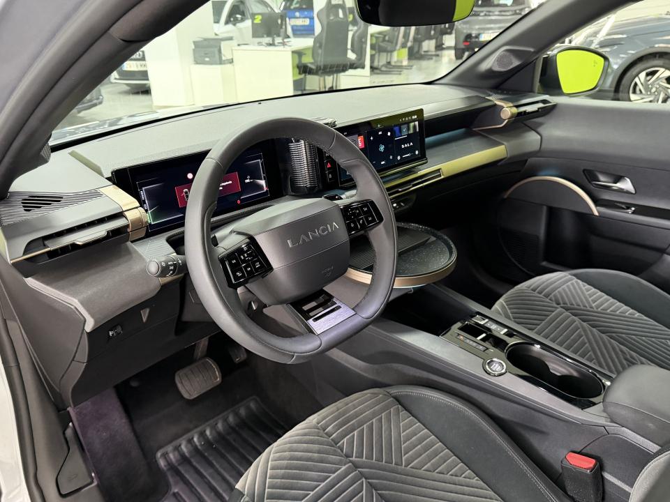 Lancia Ypsilon LX Ibrida 1.2 100CV Auto MHEV