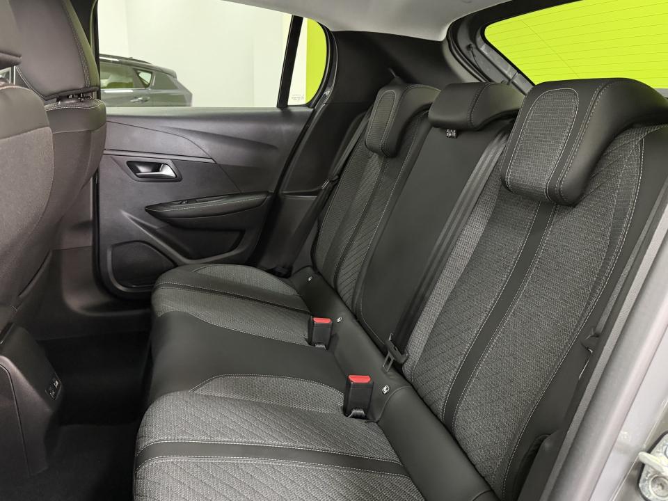 Peugeot 208 Allure Hybrid 1.2 110CV eDCS6 MHEV