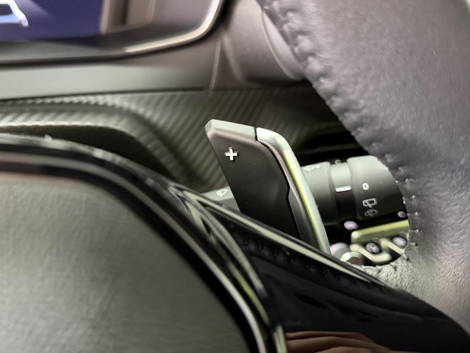 Peugeot 208 Allure Hybrid 1.2 110CV eDCS6 MHEV