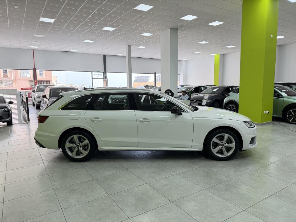 Audi A4 Avant Advanced 35 2.0 TDI 163CV S-Tronic MHEV