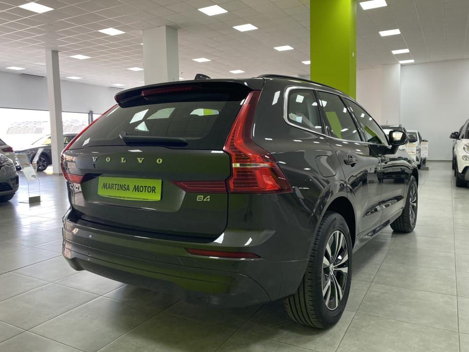 Volvo XC60 B4 Momentum Pro 4x2 2.0D 197CV MHEV
