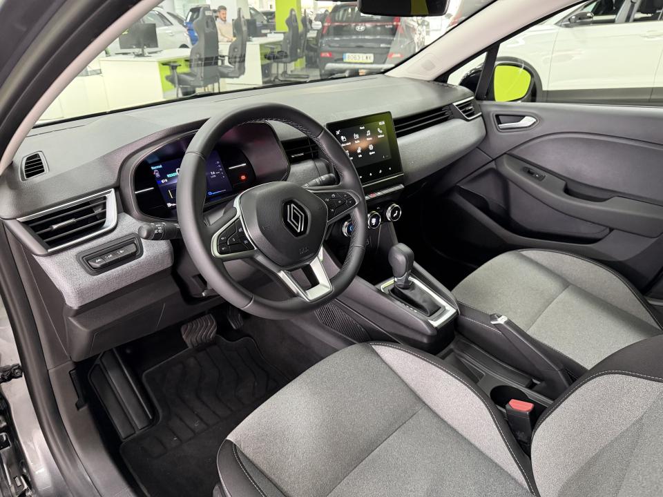 Renault Clio Evolution 1.6 E-Tech 145CV Auto HEV