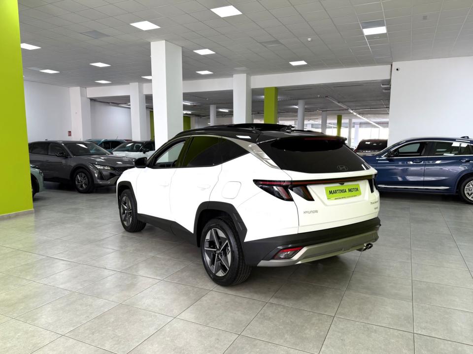 Hyundai Tucson Tecno Sky 1.6 TGDI 215CV Auto. HEV