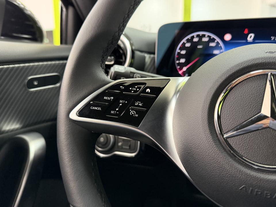 Mercedes Benz Clase A Progressive 180 1.3 136CV Auto. MHEV