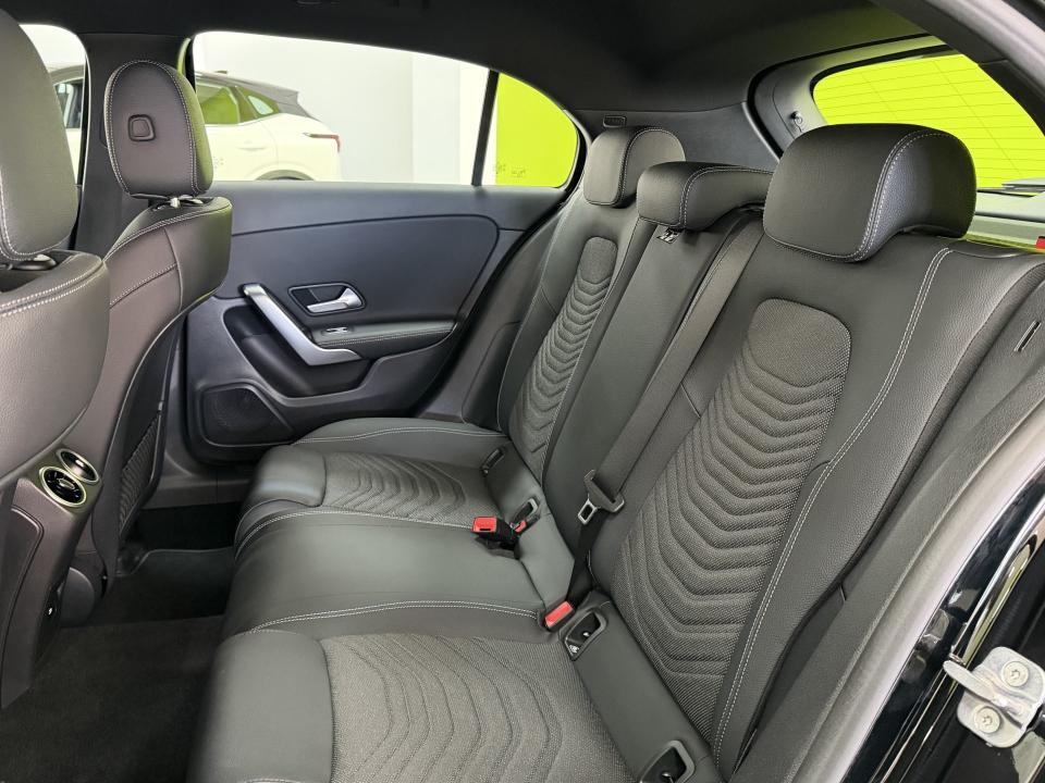 Mercedes Benz Clase A Progressive 180 1.3 136CV Auto. MHEV
