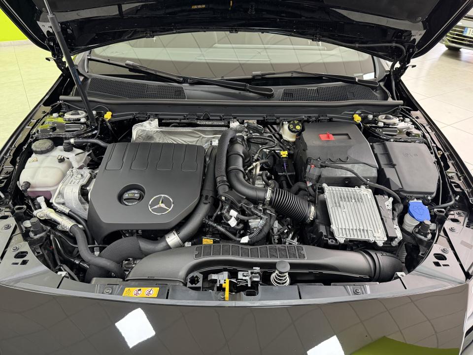 Mercedes Benz Clase A Progressive 180 1.3 136CV Auto. MHEV