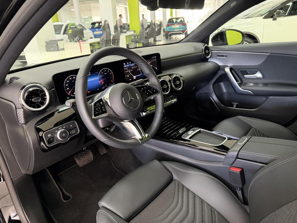 Mercedes Benz Clase A Progressive 180 1.3 136CV Auto. MHEV