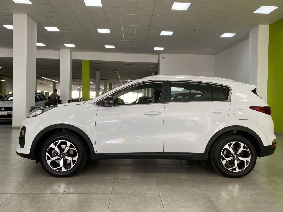 Kia Sportage 1.6 MHEV Business 100kW (136CV) 4x2