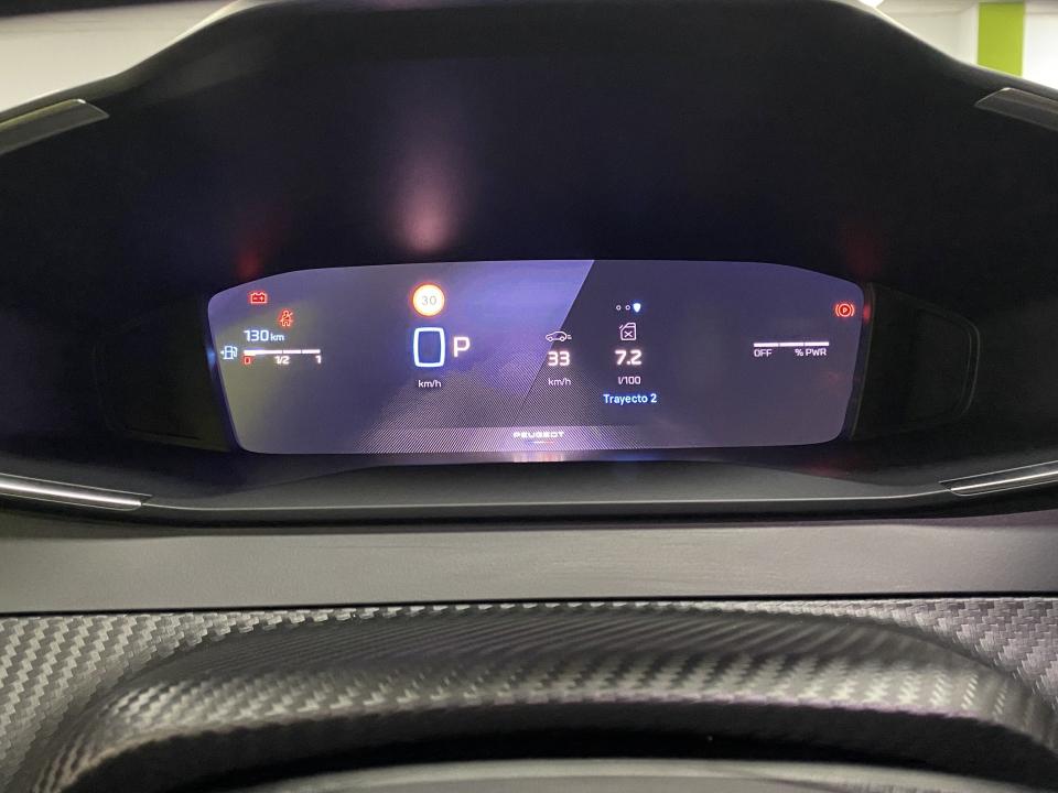 Peugeot 2008 Allure Hybrid 1.2 145CV eDCS6 MHEV