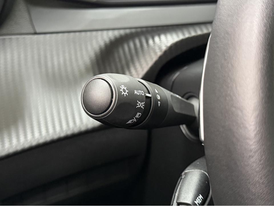 Peugeot 208 Allure Hybrid 1.2 110CV eDCS6 MHEV