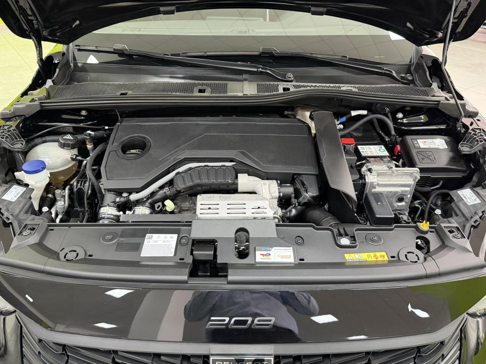 Peugeot 208 Allure Hybrid 1.2 110CV eDCS6 MHEV