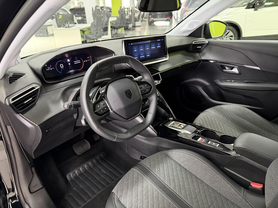 Peugeot 208 Allure Hybrid 1.2 110CV eDCS6 MHEV