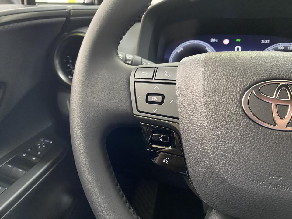 Toyota C-HR Advance 1.8 140H e-CVT HEV