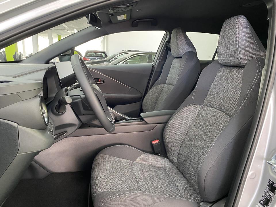 Toyota C-HR Advance 1.8 140H e-CVT HEV