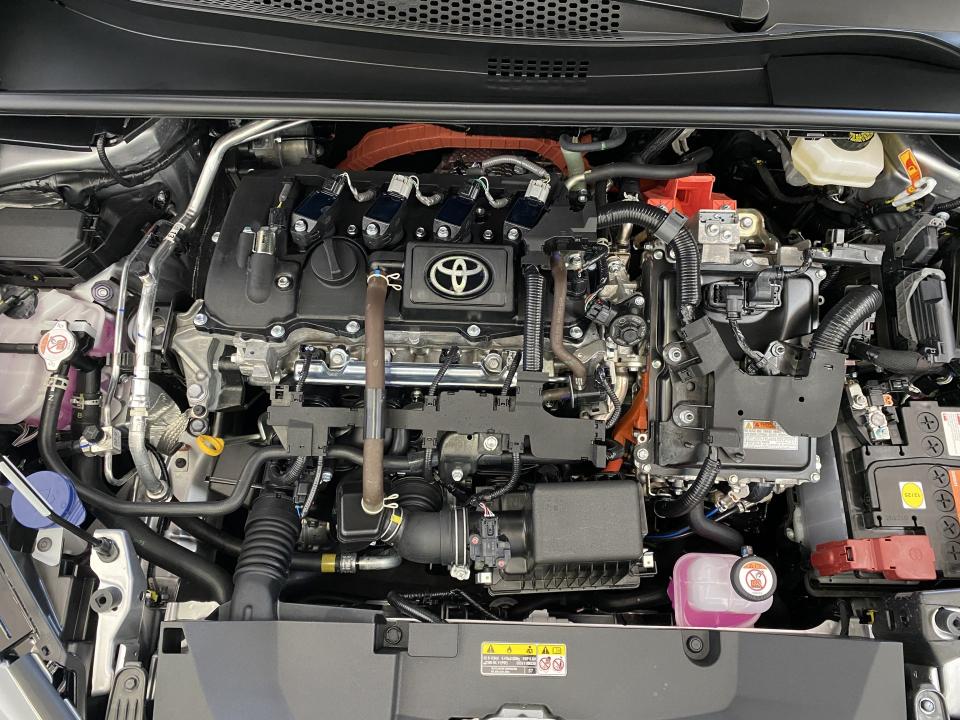 Toyota C-HR Advance 1.8 140H e-CVT HEV