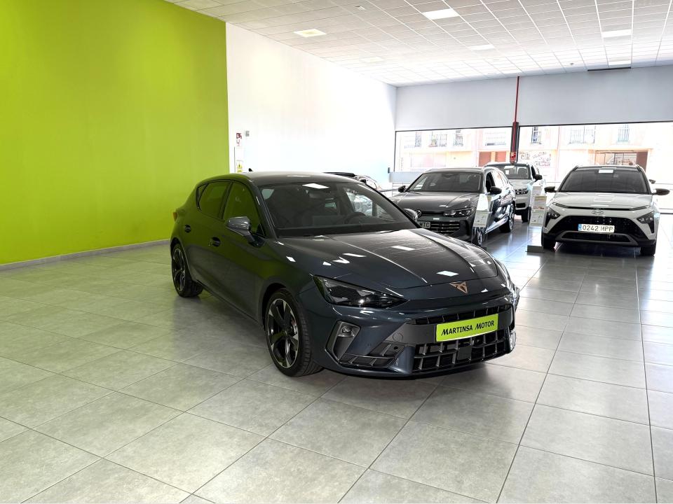 Cupra León