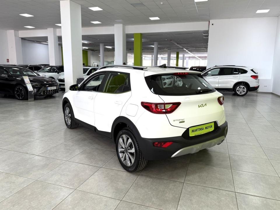 Kia Stonic Drive 1.0 T-GDI 100CV DCT MHEV