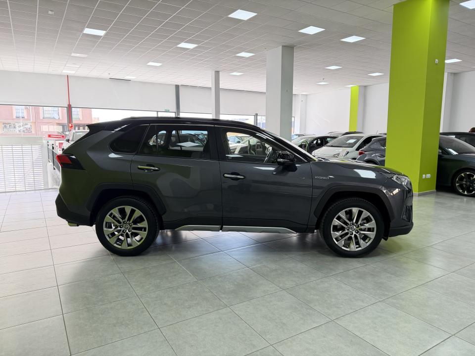 Toyota RAV 4 Luxury 4x4 2.5 220H HEV