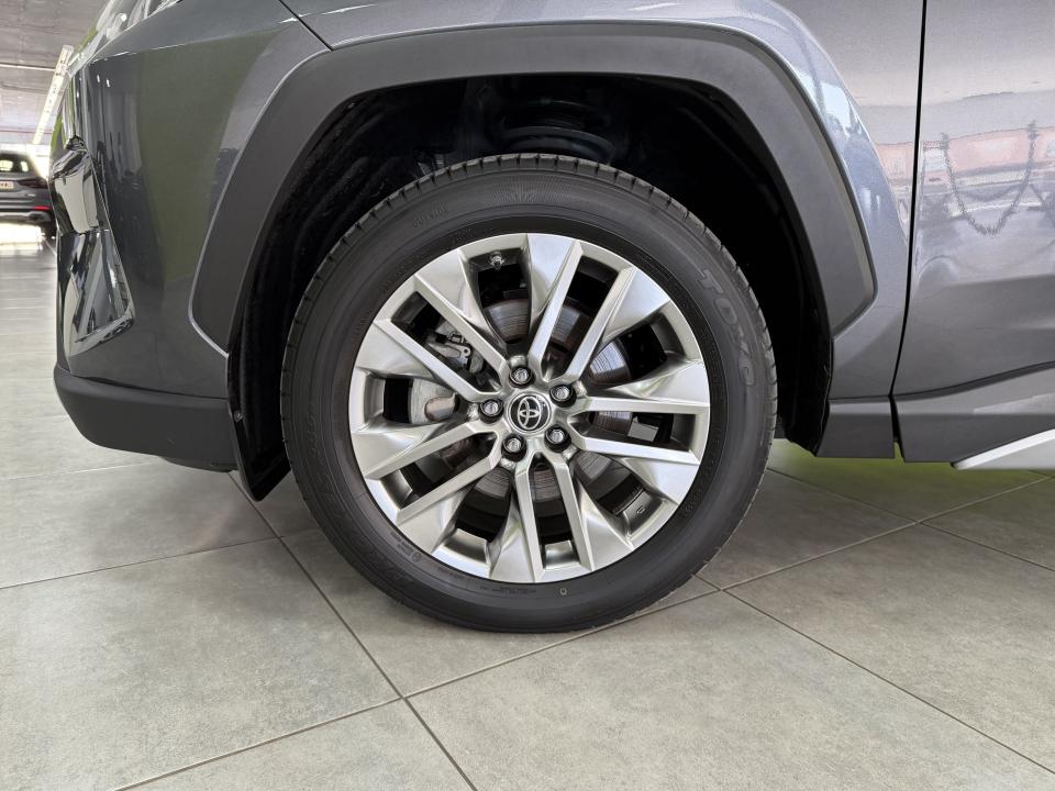 Toyota RAV 4 Luxury 4x4 2.5 220H HEV