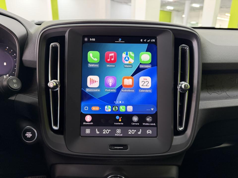 Volvo XC40 Essential 4x2 2.0 B3 2.0G 163CV Auto MHEV