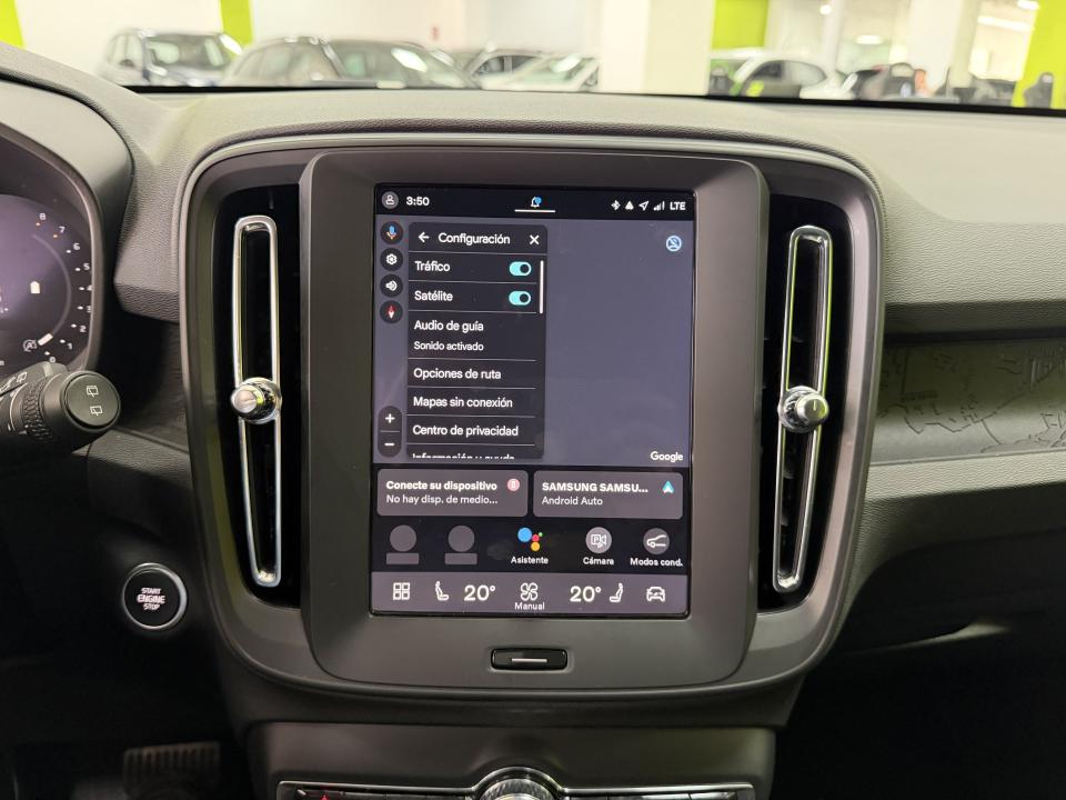 Volvo XC40 Essential 4x2 2.0 B3 2.0G 163CV Auto MHEV