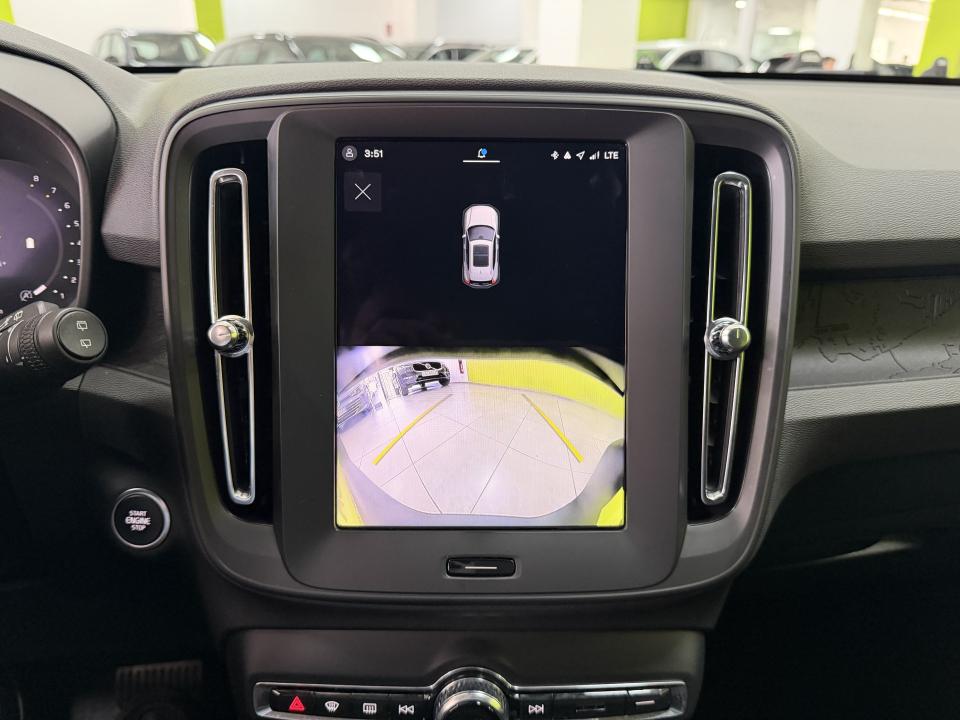 Volvo XC40 Essential 4x2 2.0 B3 2.0G 163CV Auto MHEV