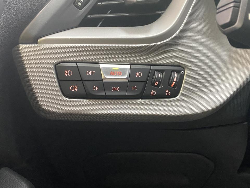 BMW Serie 1 118i 1.5i 136CV