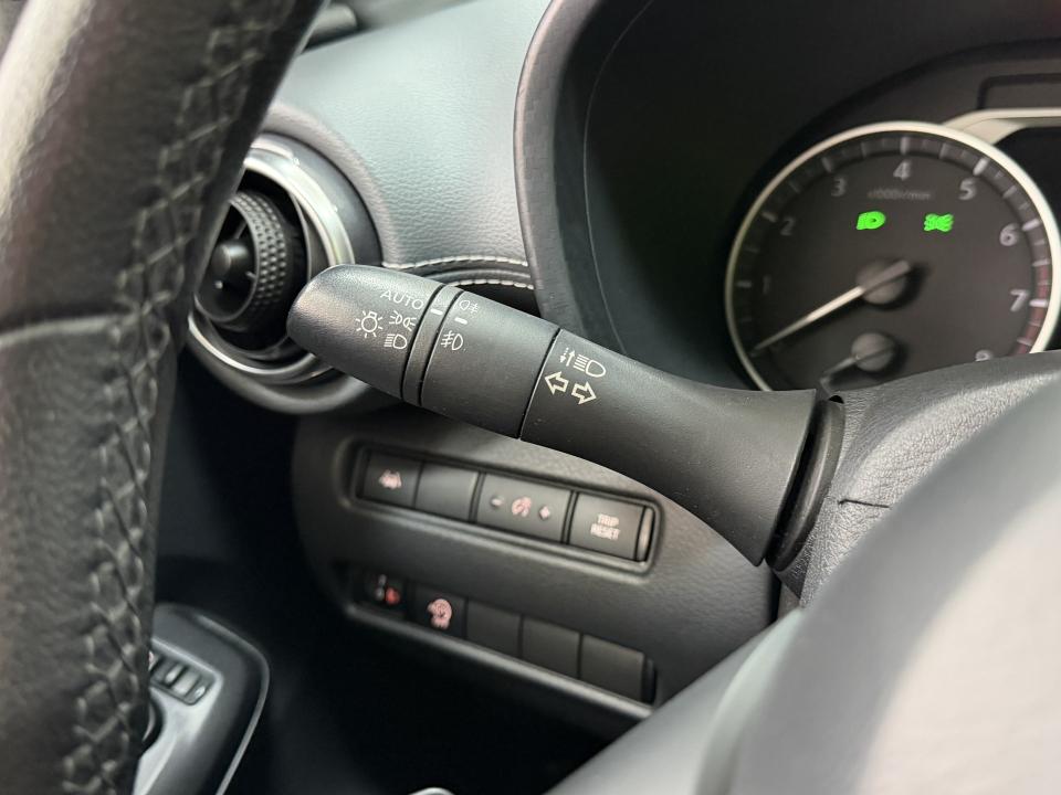 Nissan JUKE N-Connecta 1.0 DIG-T 114CV DCT
