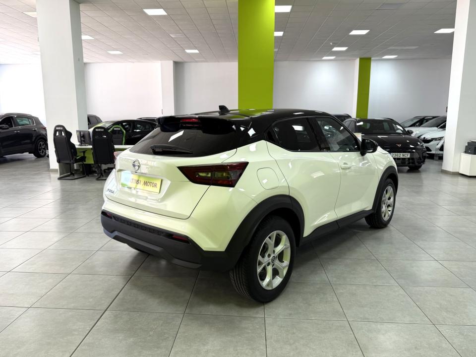 Nissan JUKE N-Connecta 1.0 DIG-T 114CV DCT