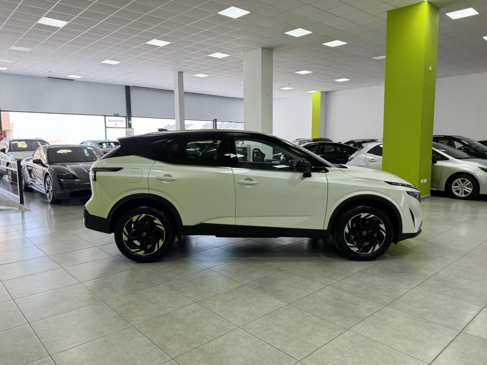 Nissan Qashqai N-connecta 1.3 DIG-T 158CV Xtronic MHEV