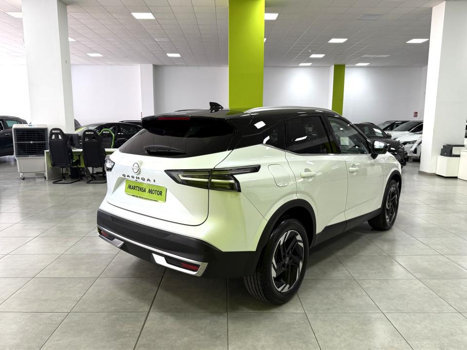 Nissan Qashqai N-connecta 1.3 DIG-T 158CV Xtronic MHEV