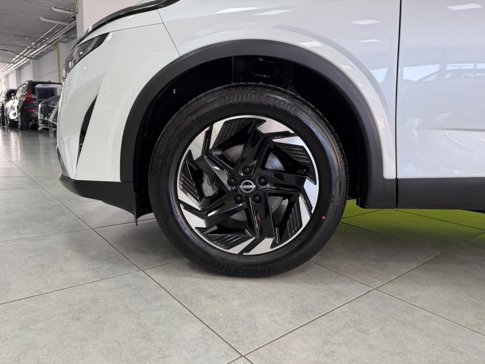 Nissan Qashqai N-connecta 1.3 DIG-T 158CV Xtronic MHEV