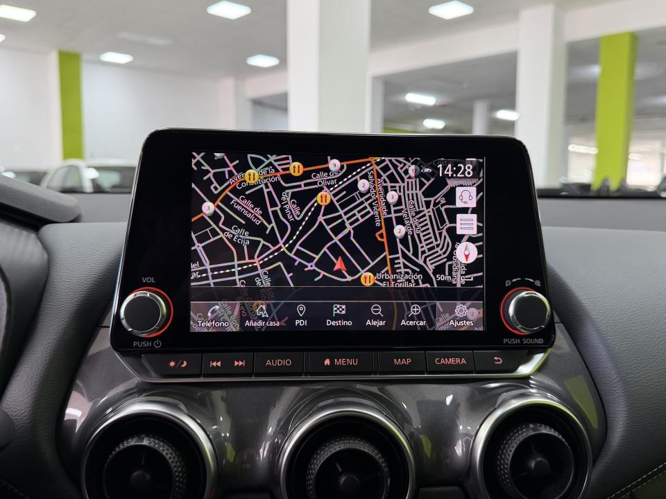 Nissan JUKE N-Connecta 1.0 DIG-T 114CV