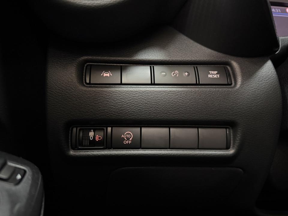 Nissan JUKE N-Connecta 1.0 DIG-T 114CV